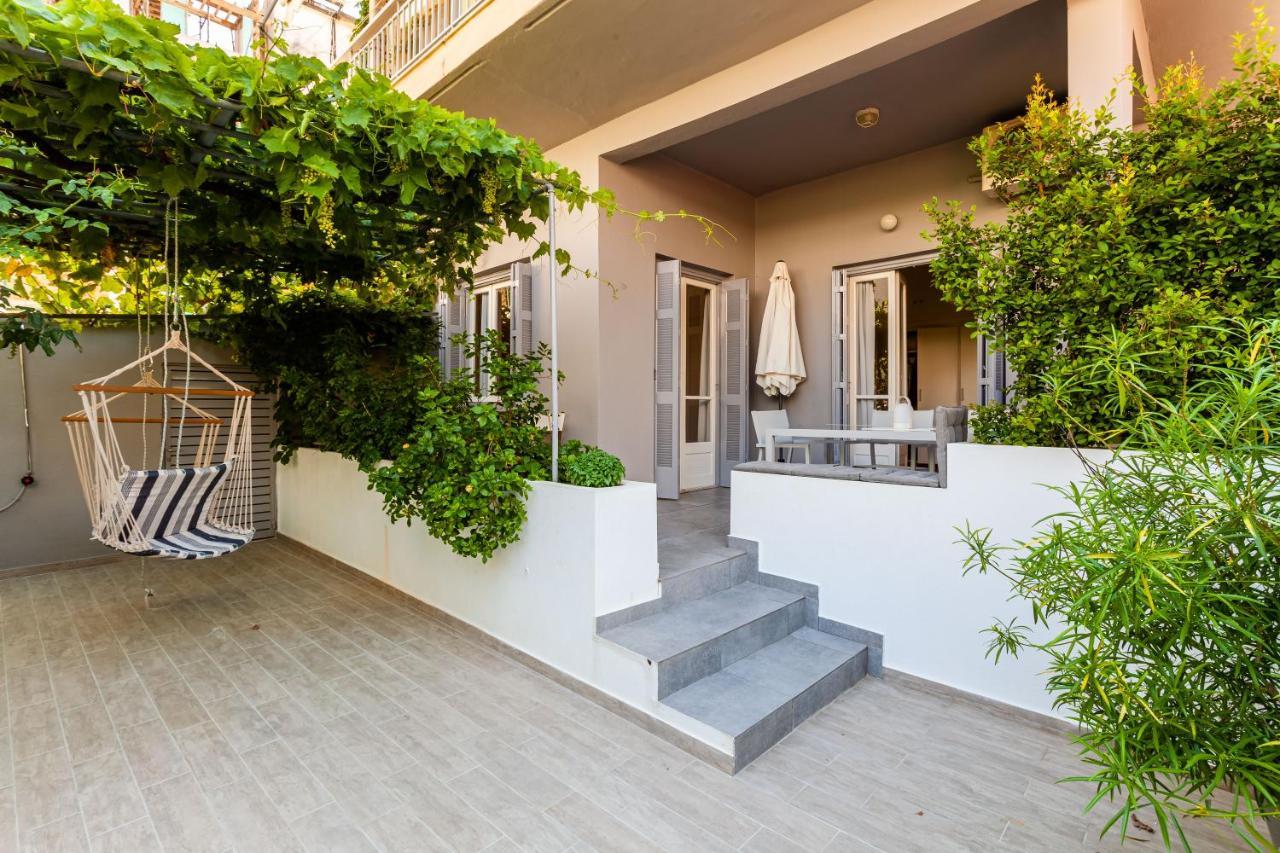 A Homes Greece - Urban Garden Retreat กาลามาตา ภายนอก รูปภาพ
